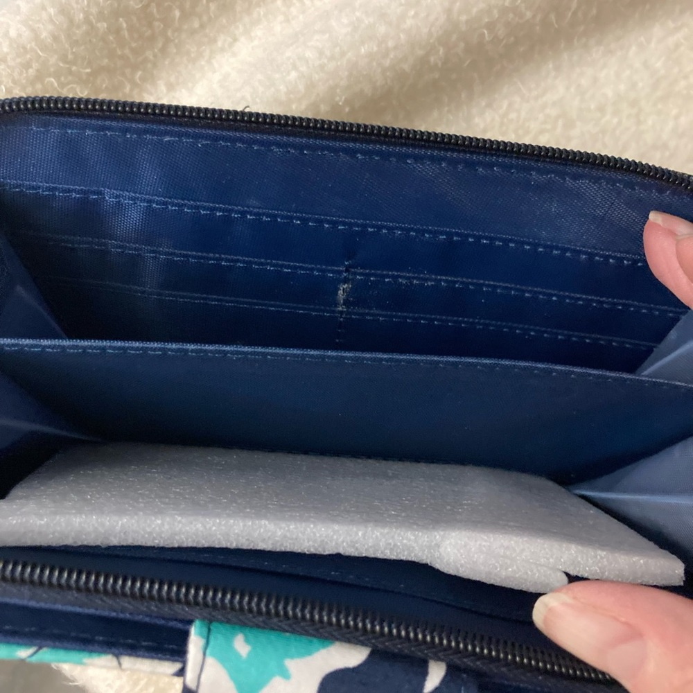 Nwot clutch wallet teal,white and blue - Picture 3 of 4